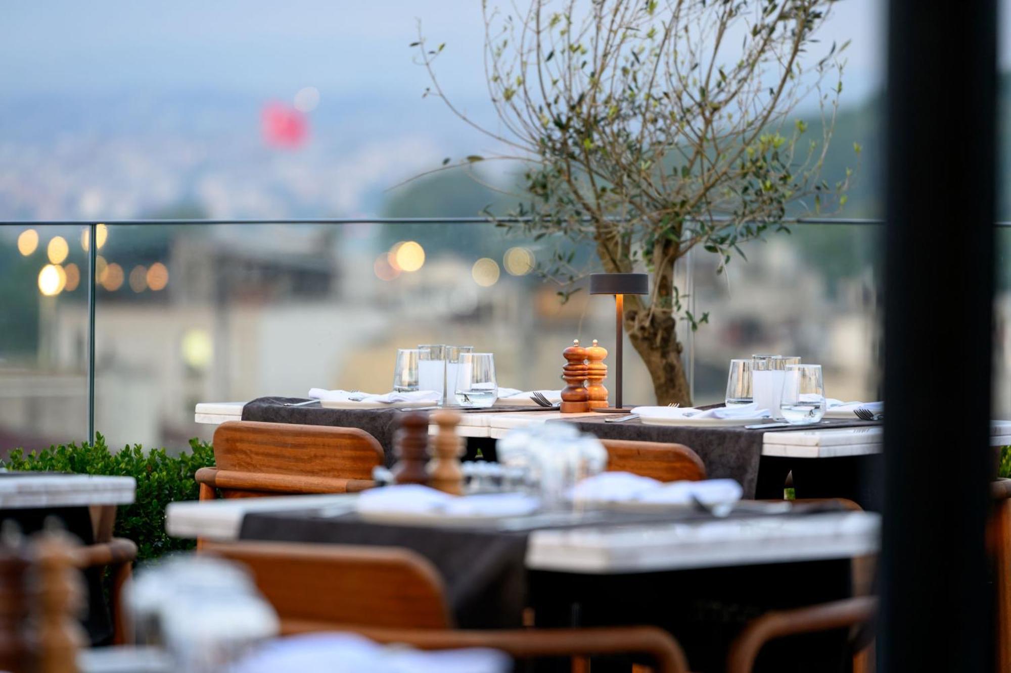 Orient Occident Hotel Istanbul, Autograph Collection ภายนอก รูปภาพ
